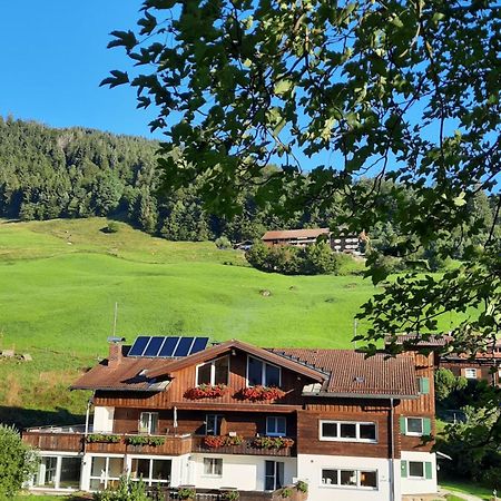 Ferienwohnungen Im Ried Blaichach Bagian luar foto